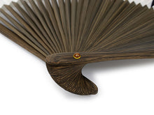 画像をギャラリービューアに読み込む, 扇子 男性用 単品 白 紺 鳥居 狐面柄 メンズ エコ ギフト プレゼント 贈り物 春 夏 父の日 紳士 男 男性 京扇子 せんす カジュアル 小物 雑貨