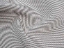 画像をギャラリービューアに読み込む, 正絹 江戸小紋 反物 仕立て付き 薄鼠地 万筋柄 袷 フルオーダー レディース 女性 婦人 お洒落 粋 レトロ 上品 大人 シルク あわせ 和装 和服 着物 きもの 送料無料