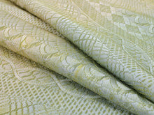 画像をギャラリービューアに読み込む, 帯揚げ 正絹 水色 ピンクベージュ 横段 幾何学 丹後ちりめん 帯揚 訪問着 色無地 小紋 パーティー 食事会 おでかけ 和装小物 着付け小物 着物 和服 和装 レディース 女性 帯あげ 未使用 送料無料 あす楽