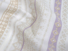 画像をギャラリービューアに読み込む, 洗える着物 セミオーダー付き 反物 単品 ハナエモリ オフホワイト地にストライプと幾何学図形柄 XS・S・M・L・XLサイズから選べる 上品 レディース 女性 小紋 和装 和服 袷 単衣 きもの 羽織 コート 送料無料