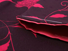 画像をギャラリービューアに読み込む, 卒業式 二尺袖 着物 袴用 単品 紫色 忍冬柄 フリーサイズ ショート丈 大学生 小学生 ジュニア 購入販売 着物のみ 2尺袖 和装 和服 洗える着物 大人 女性 レディース 送料無料