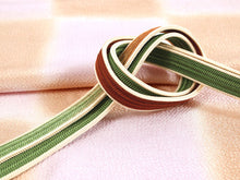 画像をギャラリービューアに読み込む, 帯揚げ 帯締め セット 正絹 綾竹組 ベージュ 薄紫 市松 ちりめん 帯揚 緑 茶色 帯締 訪問着 色無地 普段のお出かけに 和装小物 着付け小物 着物 和服 和装 レディース 女性 帯あげ 帯〆 未使用 送料無料 あす楽