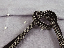 画像をギャラリービューアに読み込む, 帯揚げ 帯締め セット 正絹 あられ組 渋紫色 小帽子絞り染め ちりめん 帯揚 黒 銀ちらし 帯締 訪問着 色無地 お出かけ 和装小物 着付け小物 着物 和服 和装 レディース 女性 帯あげ 帯〆 未使用 送料無料 あす楽