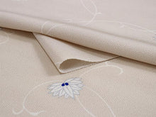 画像をギャラリービューアに読み込む, 正絹 小紋 反物 丹後ちりめん 鮫小紋 ベージュ地更紗柄 フルオーダー 仕立て付き 着物 和装 和服 単品 女性 レディース 送料無料