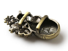 画像をギャラリービューアに読み込む, 帯留 瓢箪 桜 花 パール 単品 三分紐を通す アンティーク調 和 可愛い 帯留め 帯どめ 小紋 洒落着 パーティー クリスマス お正月 和装小物 着物 和服 和装 帯飾り アクセサリー