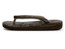 画像をギャラリービューアに読み込む, カレンブロッソ Calen Blosso 菱屋 カフェ草履 メンズ 雪駄 男性 M L こげ茶 茶色 型押し 植物 こげ茶鼻緒 和装小物 履物 着物 和服 和装 紳士用 日本製