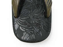 画像をギャラリービューアに読み込む, カレンブロッソ Calen Blosso 菱屋 カフェ草履 メンズ 雪駄 男性 M L 黒色 型押し 植物 カーキ鼻緒 和装小物 履物 着物 和服 和装 紳士用 日本製 バレンタイン ギフト