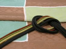 画像をギャラリービューアに読み込む, 帯揚げ 帯締め セット 正絹 カジュアル向き 丸組 茶色 緑色 松皮菱柄 市松格子柄 梅柄 椿柄 丹後ちりめん 帯あげ 黒色 緑色 茶色 帯〆 和装 小物 レディース 女性 婦人 おびあげ おびじめ あす楽