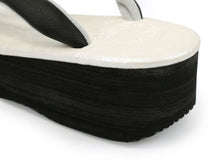 画像をギャラリービューアに読み込む, カレンブロッソ 草履 単品 S M L 白地 麻の葉柄 黒 鼻緒 レディース カフェ草履 菱屋 Calen Blosso ゾウリ カフェぞうり 女性用 カジュアル 日本製 履物 着物 きもの 和装小物