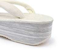 画像をギャラリービューアに読み込む, カレンブロッソ 草履 単品 S M L 白地 麻の葉柄 白 鼻緒 レディース カフェ草履 菱屋 Calen Blosso ゾウリ カフェぞうり 女性用 カジュアル 日本製 履物 着物 きもの 和装小物