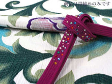 画像をギャラリービューアに読み込む, 帯締め 単品 正絹 衿秀 平組 カジュアル向き 赤紫 ラインストーン チェコガラス プレシオサ カジュアル 平締め 組紐 帯〆 小紋 紬 和装小物 着付け小物 着物 和服 和装 おびじめ レディース 女性 日本製 ネコポス あす楽