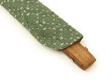 画像をギャラリービューアに読み込む, 扇子 扇子袋 2点セット 西川庄六商店 レース レディース 緑 桐箱入り エコ ギフト プレゼント 贈り物 春 夏 母の日 婦人 女性 女 コットン ポリエステル せんす 和装小物 雑貨 暑さ対策 節電 エコ 飛沫防止 あす楽