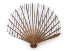 画像をギャラリービューアに読み込む, 扇子 扇子袋 2点セット 西川庄六商店 フレンチ リネン レディース ストライプ 桐箱入り エコ ギフト プレゼント 贈り物 春 夏 母の日 婦人 女性 女 麻 せんす 和装小物 雑貨 暑さ対策 節電 エコ 飛沫防止 あす楽