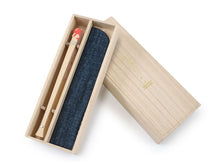 画像をギャラリービューアに読み込む, 扇子 扇子袋 2点セット 西川庄六商店 縁起 鯛 めで鯛 綿 赤 水玉 ドット 桐箱入り エコ ギフト プレゼント 贈り物 春 夏 母の日 女性 せんす 和装小物 雑貨 暑さ対策 節電 エコ 飛沫防止 あす楽