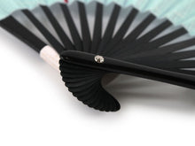 画像をギャラリービューアに読み込む, 扇子 扇子袋 2点セット レース レディース 涼あそび 猫 金魚 刺繍 ブルー 青 エコ ギフト プレゼント 贈り物 春 夏 母の日 婦人 女性 コットン 綿 せんす 和装小物 雑貨 暑さ対策 節電 エコ 飛沫防止 あす楽