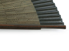 画像をギャラリービューアに読み込む, 扇子 扇子袋 2点セット 高雅 チャコールグレー 桐箱入り エコ ギフト プレゼント 贈り物 春 夏 父の日 男性 せんす 和装小物 雑貨 暑さ対策 節電 エコ 飛沫防止 あす楽 送料無料