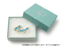 画像をギャラリービューアに読み込む, 帯留 神奈川沖浪裏 波 富士山 浮世絵 北斎 富嶽三十六景 単品 三分紐を通す シンプル 和 可愛い 帯留め 帯どめ 軽量 小紋 洒落着 色無地 パーティー オールシーズン カジュアル 母の日 プレゼント ギフト 贈り物 和装小物 着物 和装 帯飾り SUU 日本製 アクセサリー あす楽