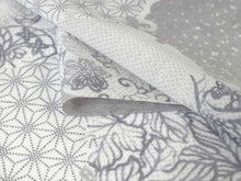 画像をギャラリービューアに読み込む, 着物 洗える着物 反物 夏用 夏 紗 レディース セミオーダー 仕立て付 XS S M L XL 単衣 灰色 雪輪 花 麻の葉 市田ひろみ好み 和装 和服 女性 小紋 カジュアル お洒落着 送料無料 きもの 羽織 コート