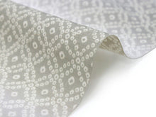 画像をギャラリービューアに読み込む, 東レ セオα 仕立て付 夏物 単衣 ゆかた 洗える 浴衣 反物 夏 レディース フルオーダー 夏着物 グレーベージュ グレー 白 横縞 横段 鹿の子柄 TORAY CEOα 月華美人 和装 和服 女性 送料無料