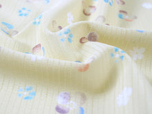 画像をギャラリービューアに読み込む, 東レ シルック 仕立て付 絽 夏物 洗える 反物 夏 レディース フルオーダー 夏着物 黄色 小花柄 花 かたせ梨乃 梨乃景色 TORAY silook 紙人形 和装 和服 女性 送料無料