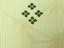 画像をギャラリービューアに読み込む, 洗える着物 単衣 小紋 Mサイズ 仕立て上がり 単品 縞 縦縞 麻の葉 黄緑 女性 レディース 和装 和服 きもの プレタ 春 秋 きもの カジュアル 可愛い 普段着 ポリエステル 送料無料 あす楽