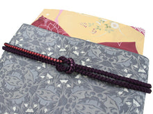 画像をギャラリービューアに読み込む, 洗える着物 コーディネートセット Mサイズ 単衣 ベージュ 道長取り 菊 着物 グレー 花 名古屋帯 赤紫 正絹帯揚げ帯締め 4点セット 小紋 レディース 女性 着物 帯 帯あげ 帯〆 プレタ 和装 和服