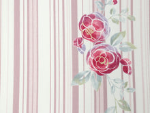 画像をギャラリービューアに読み込む, 洗える着物 セミオーダー付き 反物 単品 金子みすゞ みすゞうた ベージュピンク 縞 椿 XS・S・M・L・XLサイズから選べる 上品 かわいい レディース 女性 小紋 和装 和服 袷 単衣 きもの 羽織 コート 送料無料