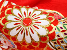 画像をギャラリービューアに読み込む, お宮参り 産着 女の子 赤 ねじ梅 ねじ菊 着物 長襦袢 セット 古典 七五三 3歳 祝着 のしめ うぶぎ 和装 和服 正装