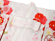 画像をギャラリービューアに読み込む, お宮参り 産着 女の子 白 ねじ梅 菊 鞠 着物 長襦袢 セット 古典 七五三 3歳 祝着 のしめ うぶぎ 和装 和服 正装