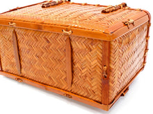 画像をギャラリービューアに読み込む, かごバッグ レディース 夏 バッグ 単品 浴衣 竹 編み 茶色 かご 紺 七宝 有松鳴海絞 巾着 女性 バッグ カゴ 籠 きんちゃく ゆかた 浴衣バッグ 手提げ 和装 和服 レトロ あす楽