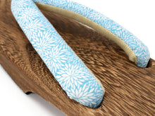 画像をギャラリービューアに読み込む, 下駄 かごバッグ セット 焦げ茶 菊 下駄 黒 青 菊 バッグ 巾着 レディース 夏 浴衣 竹 編み 女性 ゆかた 浴衣バッグ 手提げ 和装 和服 レトロ あす楽