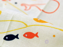 画像をギャラリービューアに読み込む, 子供 甚平 男の子 綿 100 3歳 4歳 イエロー くじら 魚 木綿 じんべい 単品 こども キッズ ジュニア 和服 部屋着 送料無料 七夕 祭 花火 夏 涼しい