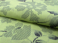 画像をギャラリービューアに読み込む, 洗える夏着物 コーディネートセット 4点セット Mサイズ 黄緑 花 きもの 白 矢絣 名古屋帯 ピンクベージュ 黄色 正絹帯揚げ帯締め 薄物 小紋 レディース 女性 プレタ 和装 和服