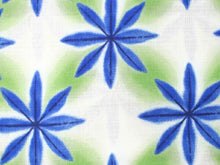 画像をギャラリービューアに読み込む, 浴衣 セット レディース 2点セット Mサイズ 白 雪花 ゆかた からし 矢羽根 帯 小桜 半幅帯 女性 大人 浴衣セット 仕立て上がり プレタ 和装 和服 花火大会 夏祭り