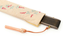 画像をギャラリービューアに読み込む, 扇子 女性用 袋付き セット ベージュ地 萩 シルク 竹 桐箱入り レディース 母の日 プレゼント ギフト おしゃれ 普段使いに 婦人用 女性 レディース せんす 扇子袋 セット 和装小物 夏