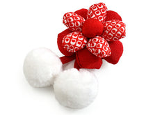 画像をギャラリービューアに読み込む, 七五三 正絹 着物 3歳 女の子 被布7点フルセット 水色 花車 三ツ身着物 白 梅 被布 疋田柄 桜 菊 牡丹 被布コート 長襦袢 重ね衿 髪飾り 巾着 草履 被布セット かかと止め 三歳 753 祝着 ギフト