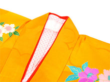 画像をギャラリービューアに読み込む, 七五三 着物 7歳 正絹 黄色 御所車 四つ身 女の子 赤 毬 蝶 古典 長襦袢セット 子供 和装 和服 きもの 753 購入 新品