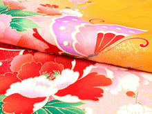 画像をギャラリービューアに読み込む, 七五三 着物 7歳 正絹 黄色 御所車 四つ身 女の子 赤 毬 蝶 古典 長襦袢セット 子供 和装 和服 きもの 753 購入 新品