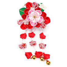 画像をギャラリービューアに読み込む, 七五三 髪飾り 2点セット ちりめん 3歳 7歳 赤・白・ピンク色 梅 髪かざり つまみ細工 子供 着物 和装 和小物 キッズ 女の子 コサージュ パッチンどめ ヘアクリップ