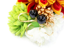 画像をギャラリービューアに読み込む, 成人式 髪飾り 2点セット オレンジ 菊 つまみ細工 花 卒業式 前撮り 袴 はかま 振袖 結婚式 和装 和服 着物 かんざし コサージュ ヘアアクセサリー