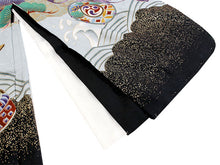 画像をギャラリービューアに読み込む, 七五三 着物 男の子 5歳 羽織袴フルセット 11点セット 購入 黒地鷹に兜 羽織袴 羽織 着物 セット 長襦袢 袴 角帯 羽織紐 短剣 お守り 扇子 草履 ストレッチ 足袋 古典 五歳 レトロ キッズ 和装 和服 販売 2022