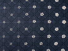 画像をギャラリービューアに読み込む, 着物 洗える着物 フルオーダー 仕立て付 小紋 紺 花菱 東レシルック 若松菱 格子 反物 和装 和服 袷 単衣 春 秋 冬 レディース 女性 きもの 羽織 コート カジュアル 上品 TORAY sillook 大久保信子 送料無料