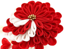 画像をギャラリービューアに読み込む, 成人式 髪飾り 赤 菊 ヘアアクセサリー 花 白 つまみ細工 2点セット コーム Uピン 卒業式 前撮り 袴 はかま 振袖 結婚式 和装 和服 着物 かんざし あす楽