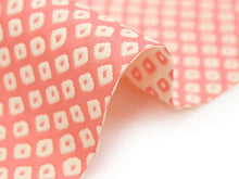 画像をギャラリービューアに読み込む, 半衿 洗える レッド 鹿の子柄 はんえり 赤 ふくれ織 単品 レディース 女性 和服 和装 着物 カジュアル 半襟 洗濯可 和装小物 着付け小物 あす楽