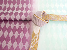 画像をギャラリービューアに読み込む, 帯揚げ 帯締め セット 正絹 パープル ミント 菱ぼかし ちりめん 帯揚 ピンク ゴールド 帯締 高麗 平打ち 紫 水色 ダイヤ柄 訪問着 付け下げ 色無地 フォーマル お出かけ 和装小物 着付け小物 着物 和服 和装 レディース 女性 帯