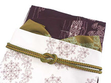 画像をギャラリービューアに読み込む, 洗える着物 コーディネートセット 袷 Mサイズ 赤紫 植物柄 猫 きもの オフホワイト 華紋 名古屋帯 抹茶 正絹帯揚げ帯締め 幾何学模様 椿 笹 竹 花 茶紫 パープル 4点セット 帯 小紋 レディース 女性 プレタ 和装 和服