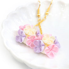 画像をギャラリービューアに読み込む, ピアス つまみ細工 ブルー ピンク パープル 花 耳飾り 単品 Chimi Chimi 小ぶり 真鍮 絹 和 可愛い 水色 紫 振袖 二尺袖 袴 成人式 卒業式 パーティー オールシーズン カジュアル 着物 和服 和装 洋服 洋装 アクセサリー