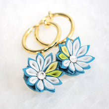 画像をギャラリービューアに読み込む, イヤリング つまみ細工 ピンク ブルー フープ型 花 耳飾り 単品 Chimi Chimi 小ぶり 真鍮 絹 和 可愛い 水色 紫 振袖 二尺袖 袴 成人式 卒業式 パーティー オールシーズン カジュアル 着物 和服 和装 洋服 洋装 アクセサリー