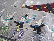 画像をギャラリービューアに読み込む, 半幅帯 絹 レディース 召しませ華 グレー うさぎ 細帯 紺 縞 ドット リバーシブル シルクハット ウサギ 兎 ラビット 動物柄 マジシャン 手品 長尺 4m 日本製 洒落帯 四寸 単品 女性 新品 送料無料 お仕立て上がり