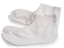 画像をギャラリービューアに読み込む, 足袋 保温 4枚コハゼ 22cm - 28cm 白 こはぜ 東レシルック デラックス コーリン 着物 和装 女性 男性 レディース メンズ 着付 小物 和装小物 お稽古 仕事 茶道 結婚式 卒業式 入学式 七五三 通年 礼装 冠婚葬祭 大人